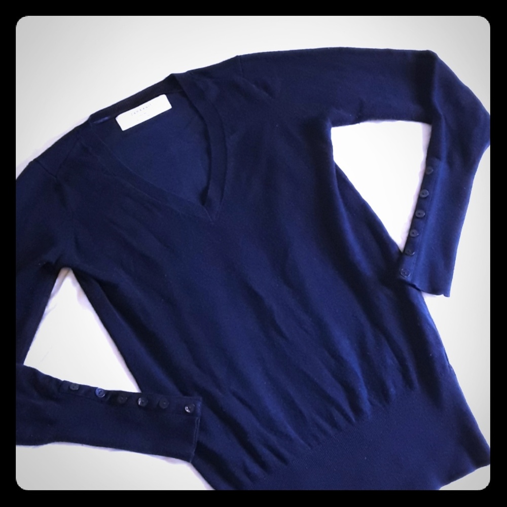 💙V-Neck Sweater sz SMALL💙